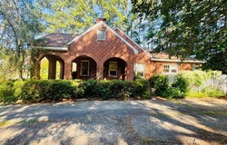 302 Chestnut St, Abbeville, SC 29620
