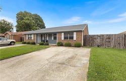6104 Bradford Drive, Suffolk, VA 23435