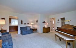 1308 Margret Street, Des Plaines, IL 60018