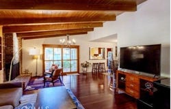1724 Sombra Drive, Glendale, CA 91208