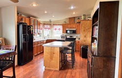 81897 REAVIS Ln, Enterprise, OR 97828