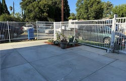 7035 RHEA, Reseda, CA 91335