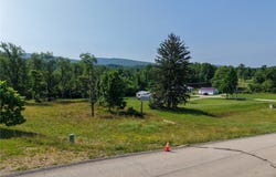 Wellington Dr lot: 30, South Union Twp, PA 15401