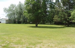 ON 1ST AVE S, Park Falls, WI 54552