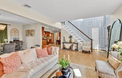 3290 Parkway Drive, Baldwin, NY 11510