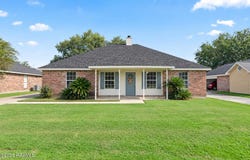 213 Sundown Drive, Broussard, LA 70518