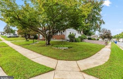 323 STONECASTLE Avenue, REISTERSTOWN, MD 21136