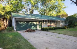 189 Westview Drive, Alma, MI 48801