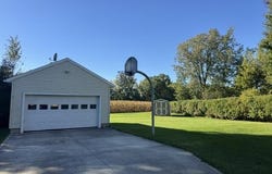400 Helen Avenue, Crestline, OH 44827