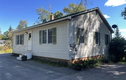 52 Cross Street, Rangeley, ME 04970