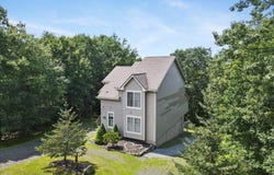 403 Upper Deer Valley Road, Tannersville, PA 18372