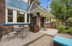 5828 Nicholson St, Squirrel Hill, PA 15217
