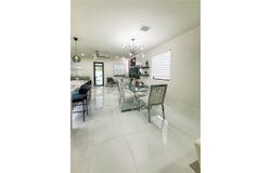 3418 W 108th St, Hialeah, FL 33018