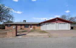 208 N Broadview, Del Rio, TX 78840
