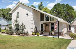 120 Preston Cove Road, Scottsboro, AL 35769