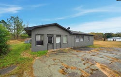 326 E Church Street, Leesville, SC 29070-7724