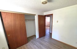 512 S HOWARD St, Newberg, OR 97132