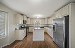18800 Dickens Drive, Mokena, IL 60448