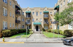 210 E State Street, Savannah, GA 31401