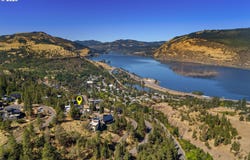 400 MAYA Way, Mosier, OR 97040