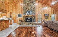 415 Jackson Road S, Damascus, AR 72039