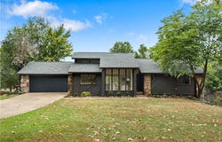 200 Lake Road, Springdale, AR 72764