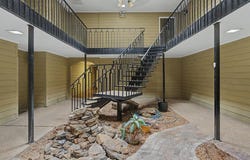 210 S MCLEAN Blvd, Memphis, TN 38104