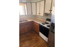 413 NE JOHNSON St, MyrtleCreek, OR 97457