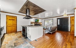 11 MacNaughton Rd, Pueblo, CO 81001