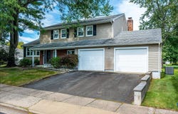21 Marlin Avenue E, Edison, NJ 08820