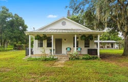 4919 E COUNTY ROAD 542, LAKELAND, FL 33801