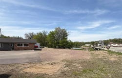 410 Springfield Parkway, Jackson, MN 56143