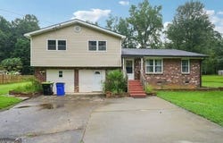140 Creek Circle, Stockbridge, GA 30281
