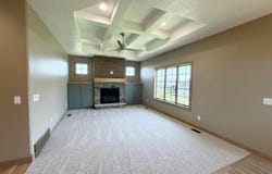 2905 S Dunraven Ave, Sioux Falls, SD 57110