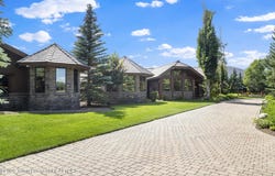 135 HUCKLEBERRY Drive, Jackson, WY 83001