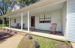 214 Pin Oak Drive, Cabot, AR 72023