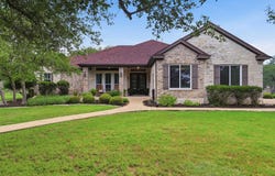 107 W Majestic Oak Ln, Georgetown, TX 78633