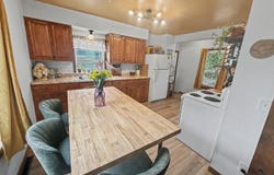 213 W Brown Street, Iron Mountain, MI 49801
