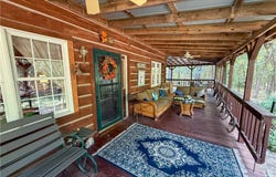 10090 Barn Rd, Fortuna, MO 65034