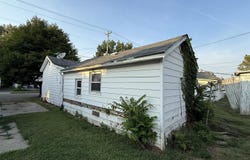 653 3rd Ave, Gallipolis, OH 45631