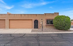9050 E Calle Maria, Tucson, AZ 85710