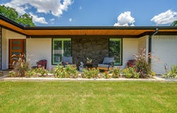 400 Glenn Drive, Hurst, TX 76053