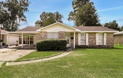 14240 LOCUST DR, Baton Rouge, LA 70819