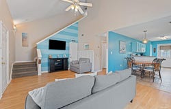 2138 Tom St, Navarre, FL 32566