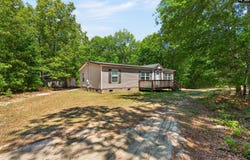 212 Cricket Road, Swansea, SC 29160