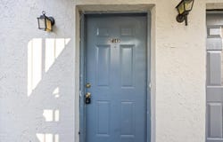 7169 E BANK Drive, TAMPA, FL 33617
