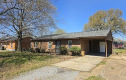 62 Harvard Rd, Marion, AR 72364-9738