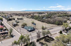 5206 Thatcher Ave, Pueblo, CO 81005