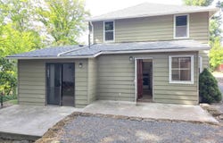425 NE Howard St, Pullman, WA 99163