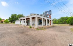 5206 Thatcher Ave, Pueblo, CO 81005